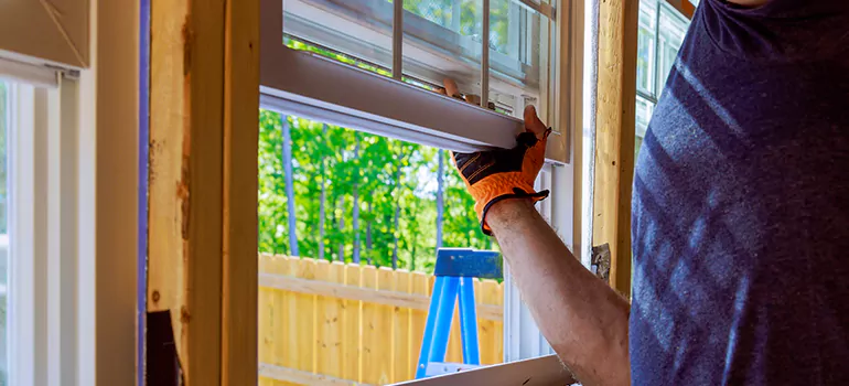 >Bay Window Curtain Rail Track in Merritt Island, FL